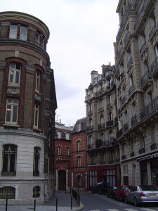 Photograph of a street in Paris
